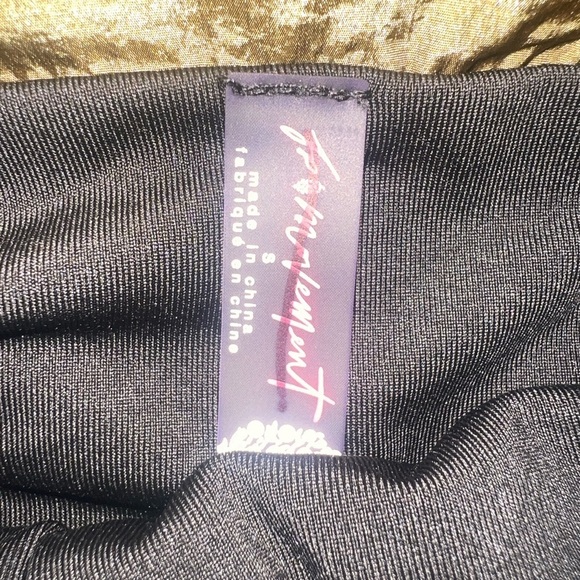 {NWOT Free People Movement Way Home Shorts in Khaki Size Small} - Picture 4 of 4